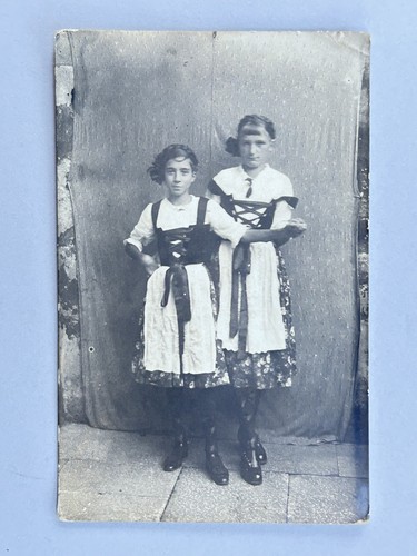 Ragazze ritratto costumi - ragazze,